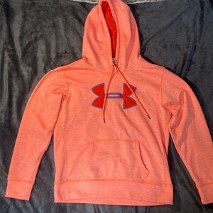 Comfy Under Armour Sweatshirt